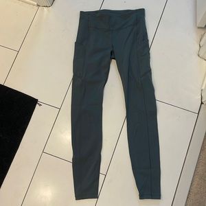 Lululemon leggings size 4